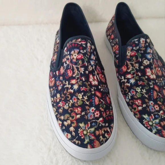 Tory Burch Hanover Floral Slip-on Sneakers - Picture 6 of 10